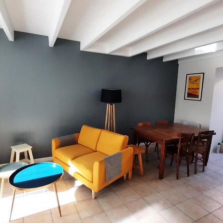 Maison De Pecheur Renovee Avec Cour Proche Du Port Les Sables-dʼOlonne Dış mekan fotoğraf