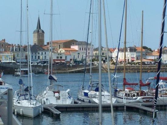 Maison De Pecheur Renovee Avec Cour Proche Du Port Les Sables-dʼOlonne Dış mekan fotoğraf